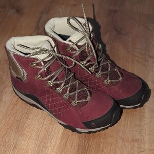Oboz Women's Sapphire B-Dry Mid Hiking Boots Burgundy